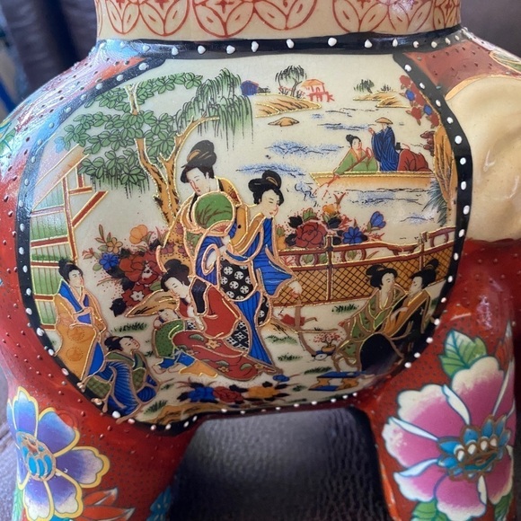 Vintage Japanese porcelain handpainted elephant plant display - Picture 7 of 10